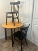 Round table with 2 chairs