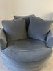 Selling Round Chair 