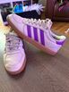 Woman's sneakers - size 8.5